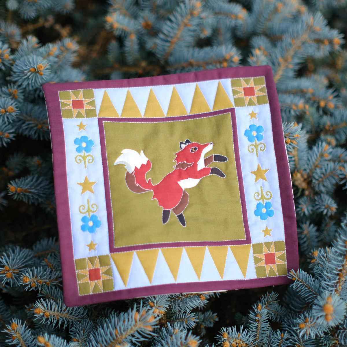 Green Fox Mini Wholecloth Quilt