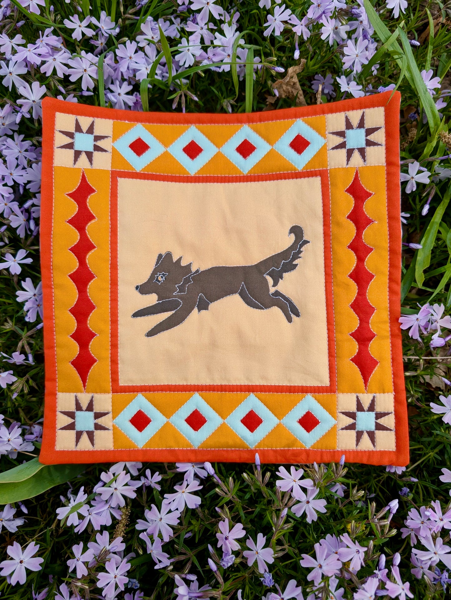 Running Wolf Mini Wholecloth Quilt Wall Hanging